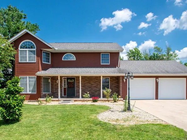504 Highview Rdg, Washburn, IL 61570