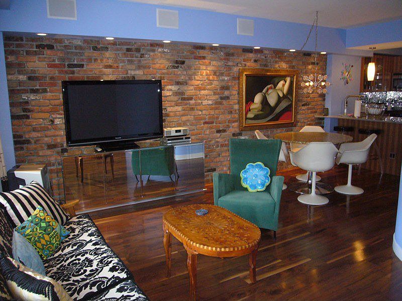 1st image of 33 Greenwich Ave #4