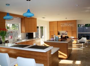 19 Boxwood Rd, Hollywood, FL 33021