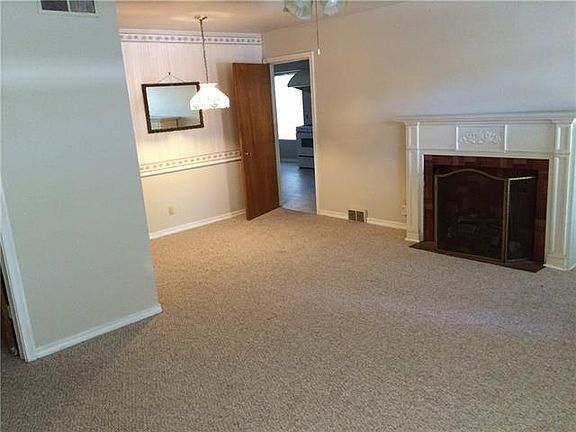 4th image of 2123 Gaylord Dr