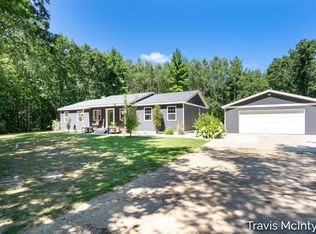20392 Gates Rd, Howard City, MI 49329