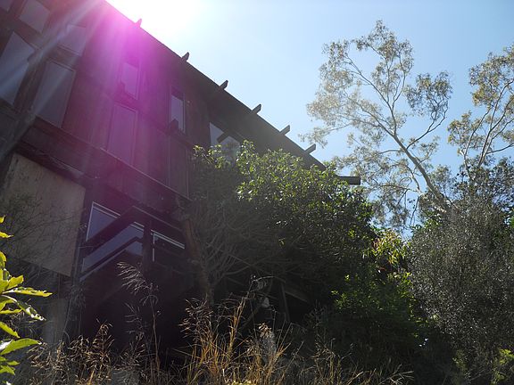 5th image of 2480 Iris Way