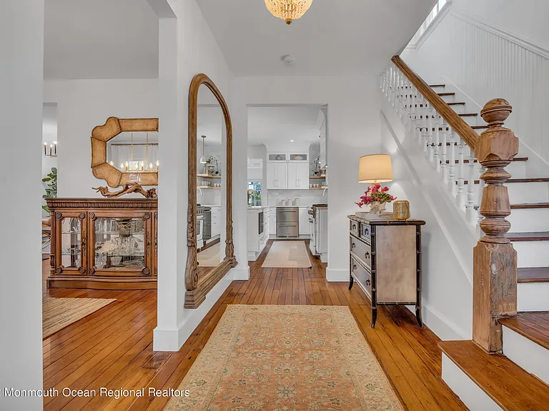21 Pearce Ave — Photo 5