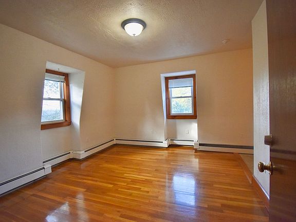 2nd image of 37 Railroad Ave #8