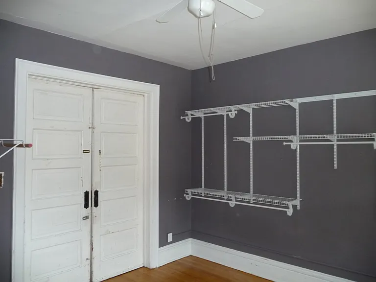 215 N Bassett St — Photo 7