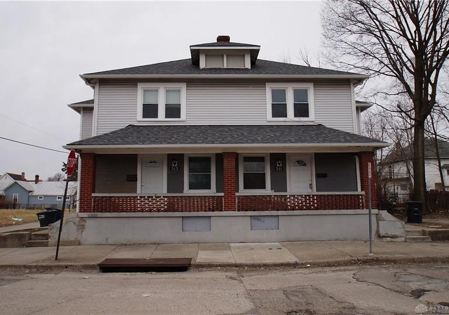 511-513 St Paul Ave — Photo 1
