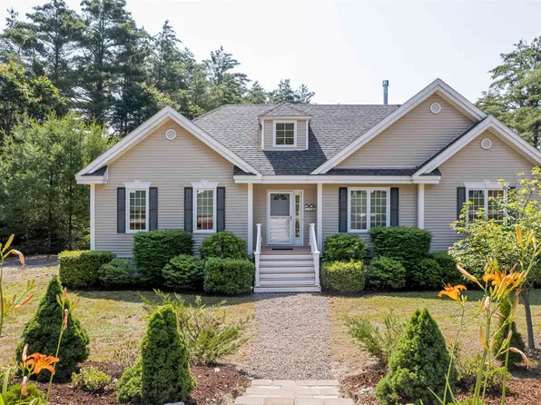 18 Willow Brook Road, Thornton, NH 03285