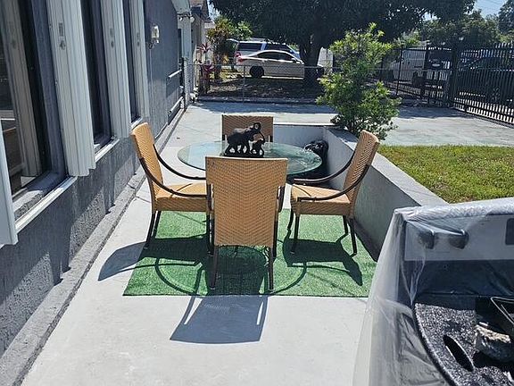 5th image of 1561 NW 153rd St