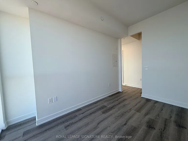 1 Fairview Rd E #1911 — Photo 7