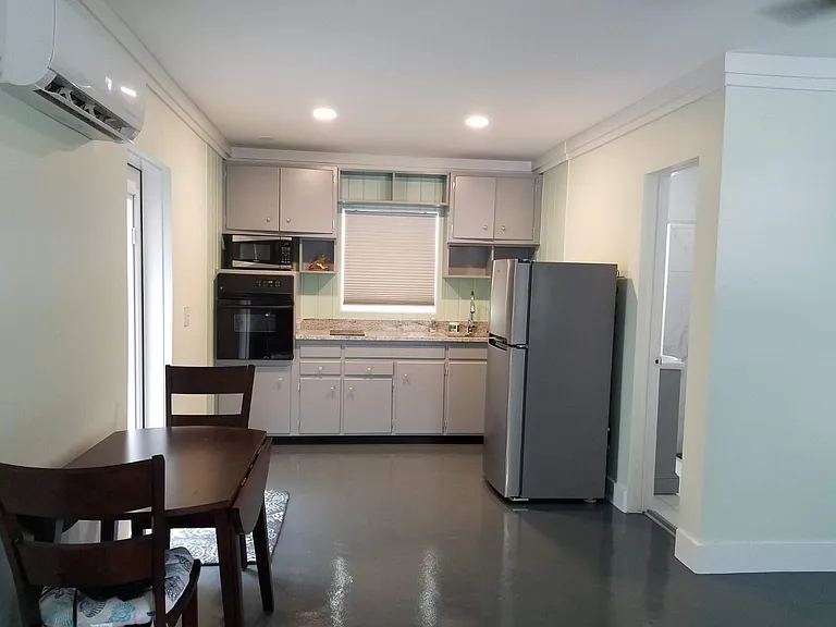 2707 Melwood Dr N #NORTH — Photo 2