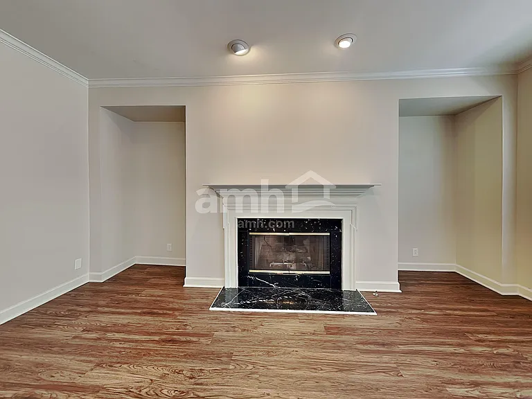 1009 Hickory Bark Ct — Photo 7