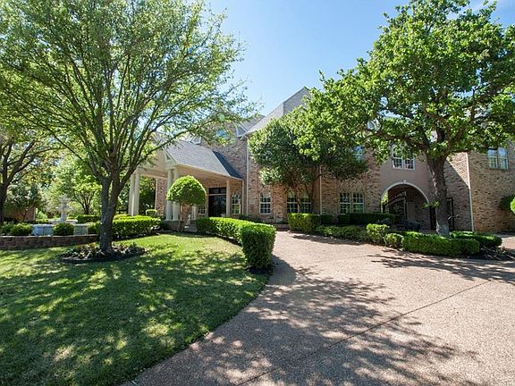 2nd image of 2933 Sun Meadow Dr