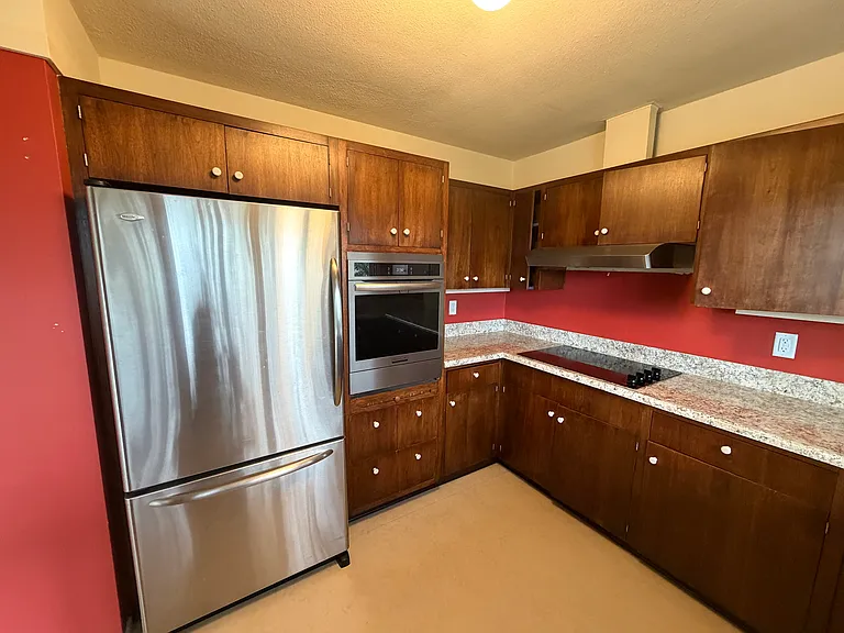 110 Terrace St — Photo 3