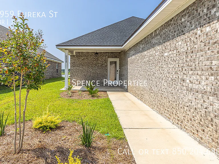 8959 Eureka St — Photo 16