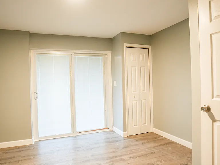 Monroe Cir — Photo 14