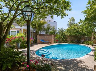 910 Touro St APT 6, New Orleans, LA 70116