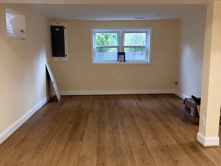 5921 Arlington Blvd — Photo 18