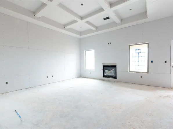 15312 Bedford Rd, Edmond, OK 73013