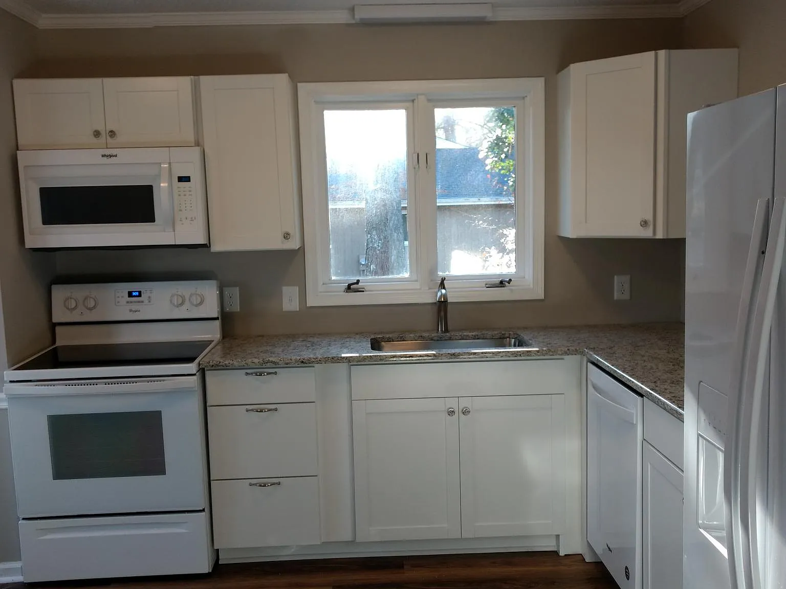 2 bed, 1250 sqft, $2,000 — Photo 4