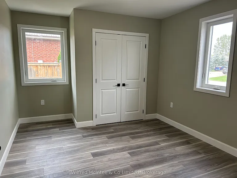 187 Balaklava St #2 — Photo 11