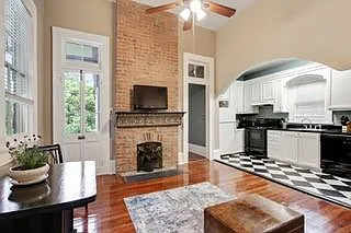 1 bed, 1.0 bath, 595 sqft, $1,850 — Photo 2