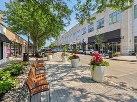 Ardmore Row Apartments