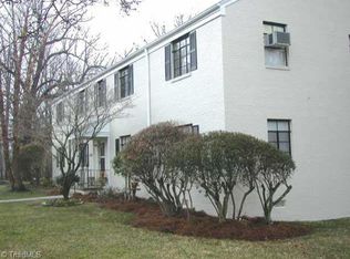 1305 Eaton Pl APT C, High Pt, NC 27262