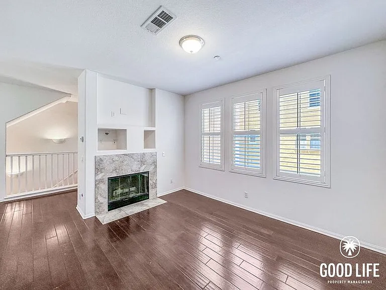 1823 Peach Ct #3 — Photo 9