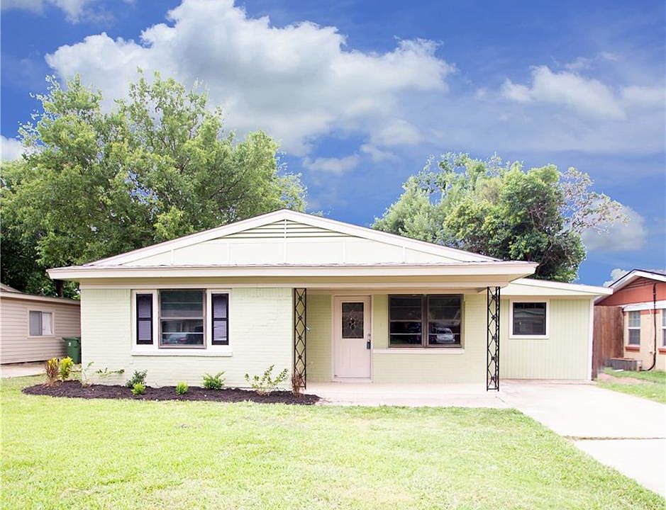1st image of 1802 Glynn Oaks Dr