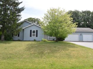 12515 259th Ave, Trevor, WI 53179