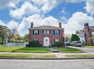 105 W Sherwood Ter, Fort Wayne, IN 46807