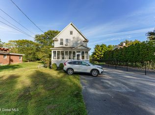 21 Nutwood Ave, Schenectady, NY 12304