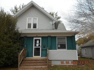 414 Prospect Ct, Waukesha, WI 53186