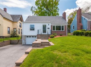 37 Ridgeway Cir, White Plains, NY 10605