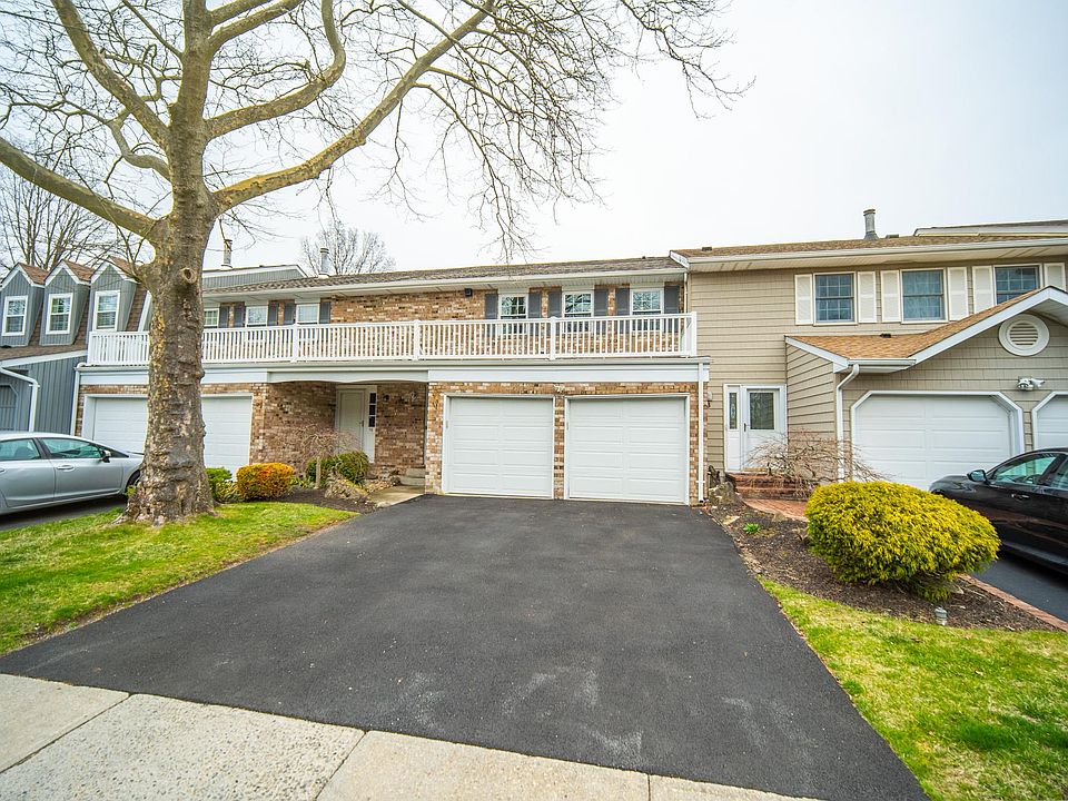 1st image of 77 Aspen Drive W