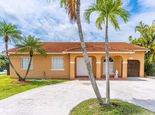 15262 SW 177th Ter, Miami, FL 33187