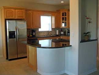 3rd image of 206 W Hibiscus St