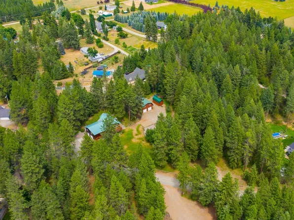 493 Rim Dr, Moyie Springs, ID 83845