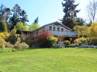 10121 SW 112th St, Vashon, WA 98070