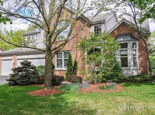 33805 N Pine Creek Trl, Grayslake, IL 60030