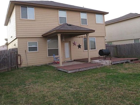5th image of 773 Great Oaks Dr