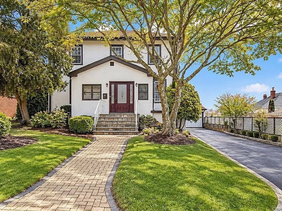145 Buckingham Rd