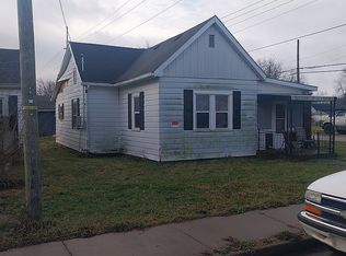 1621 W 16th St, Muncie, IN 47302
