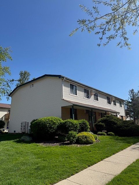 1st image of 8328 Oak Leaf Dr APT 1503