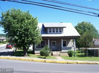 35 N Grove St, Petersburg, WV