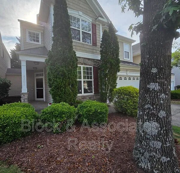 8208 Stone Cellar Dr — Photo 25