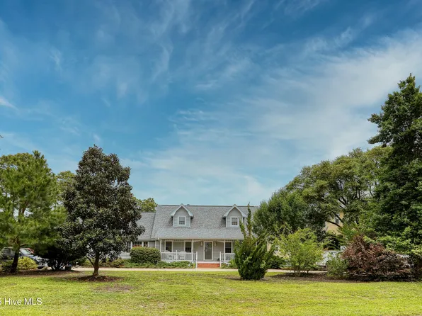 2020 Robert Ruark Drive SE, Southport, NC 28461