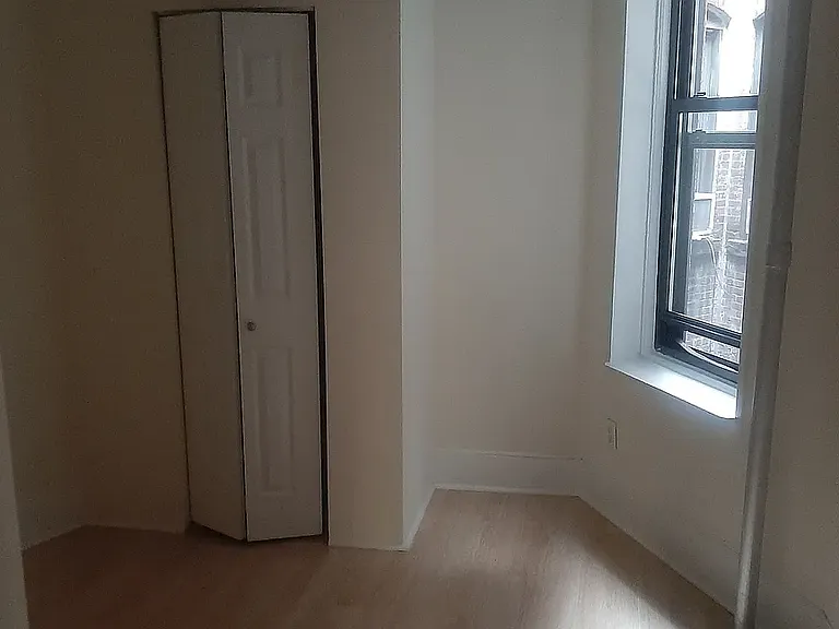 327 E 83rd St #4C — Photo 1