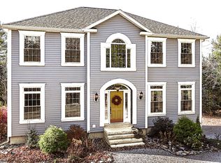 86 Saint Louis Ave, Hermon, ME 04401