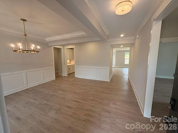 3rd image of 1336 Knob Creek Dr